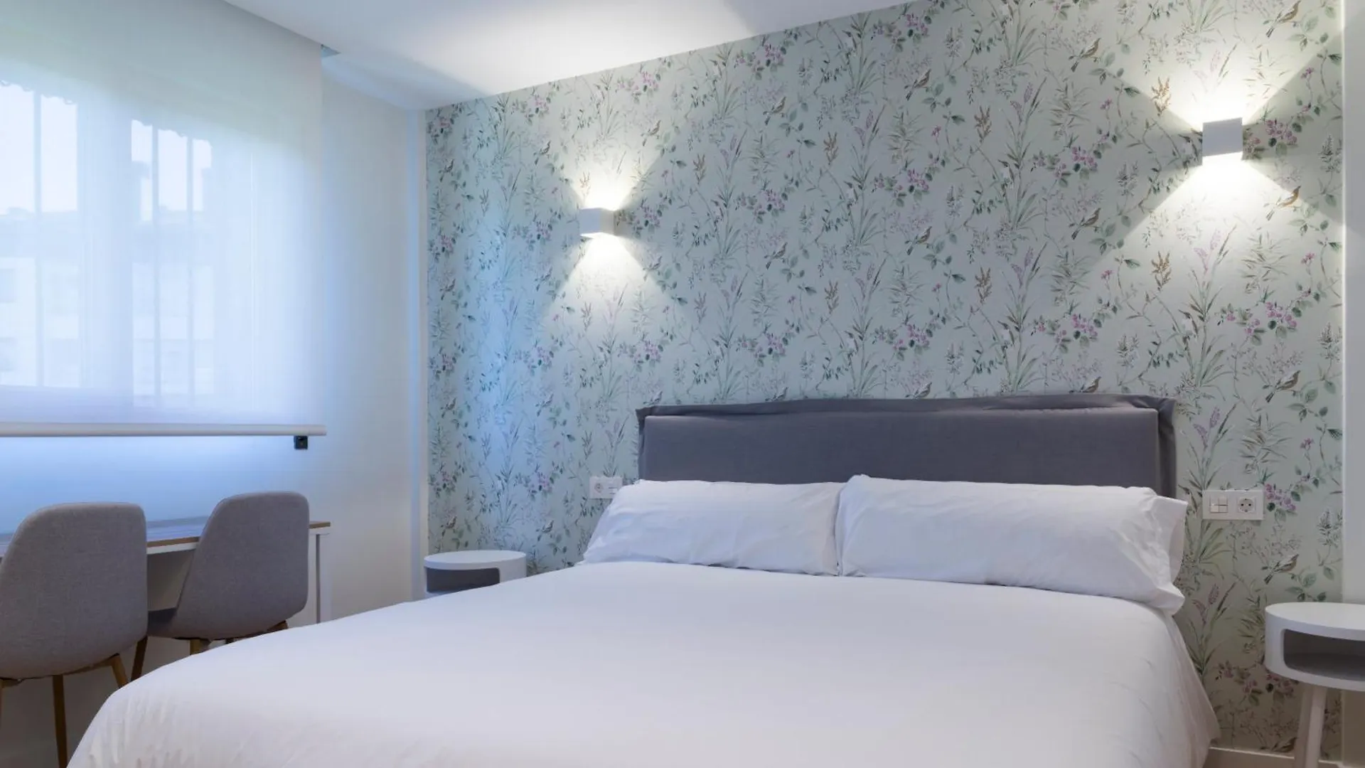 Pakeleku Apartment San Sebastian Homestay